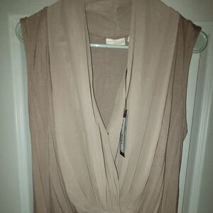 Sleeveless bodysuit blouse